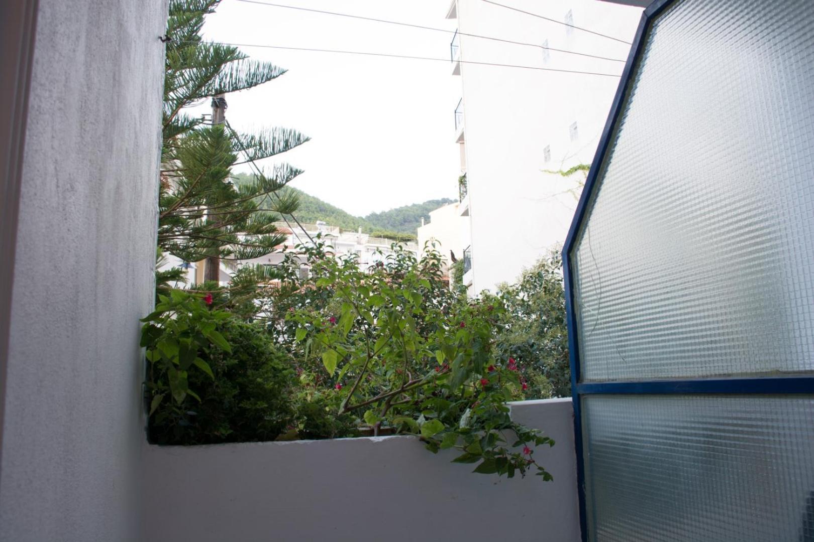 Maria'S Roomstudios Apartments Flats To Let Seaside Heart City Chantzara Spyropoulos Igoumenitsa Bagian luar foto