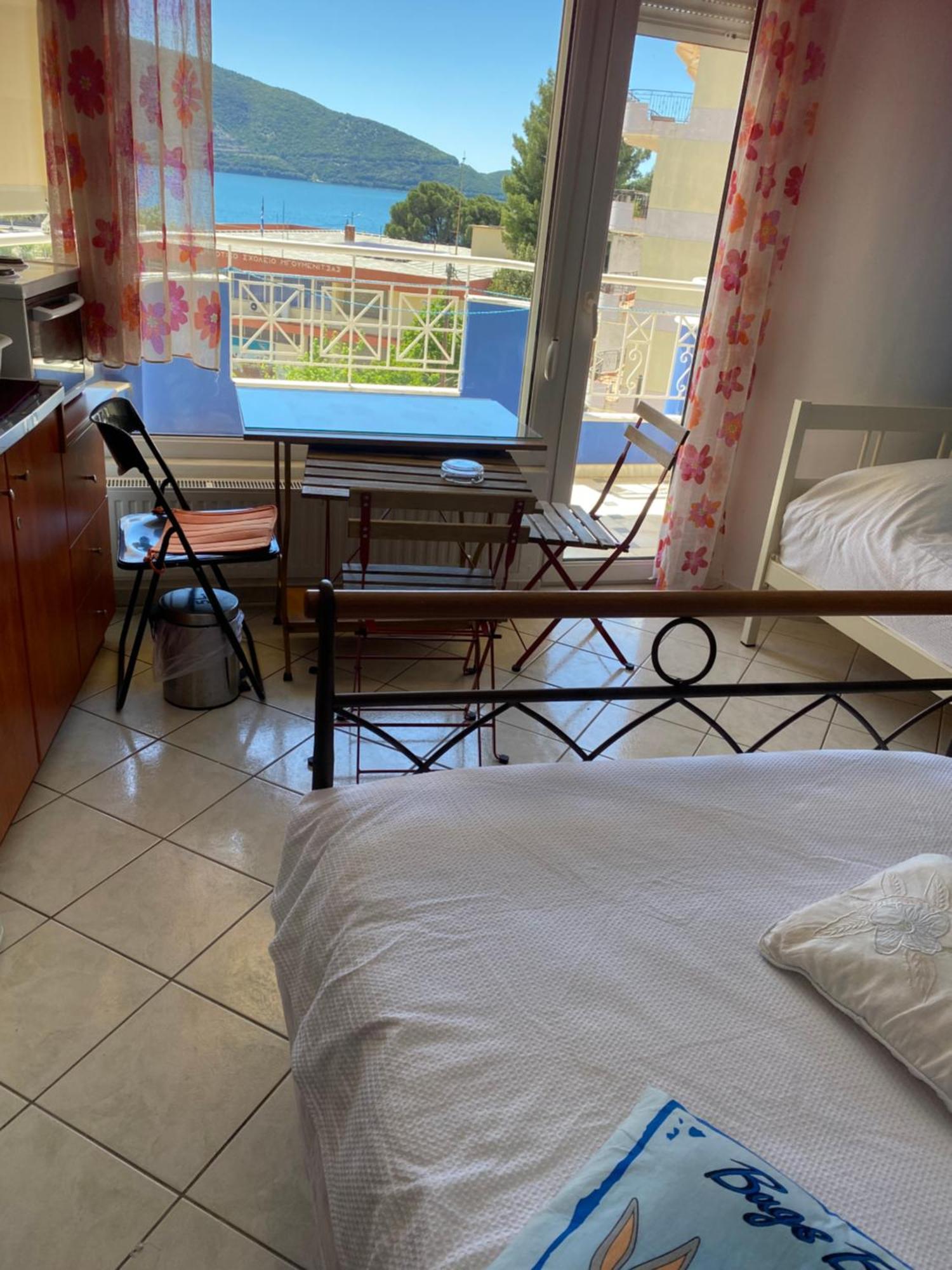 Maria'S Roomstudios Apartments Flats To Let Seaside Heart City Chantzara Spyropoulos Igoumenitsa Bagian luar foto