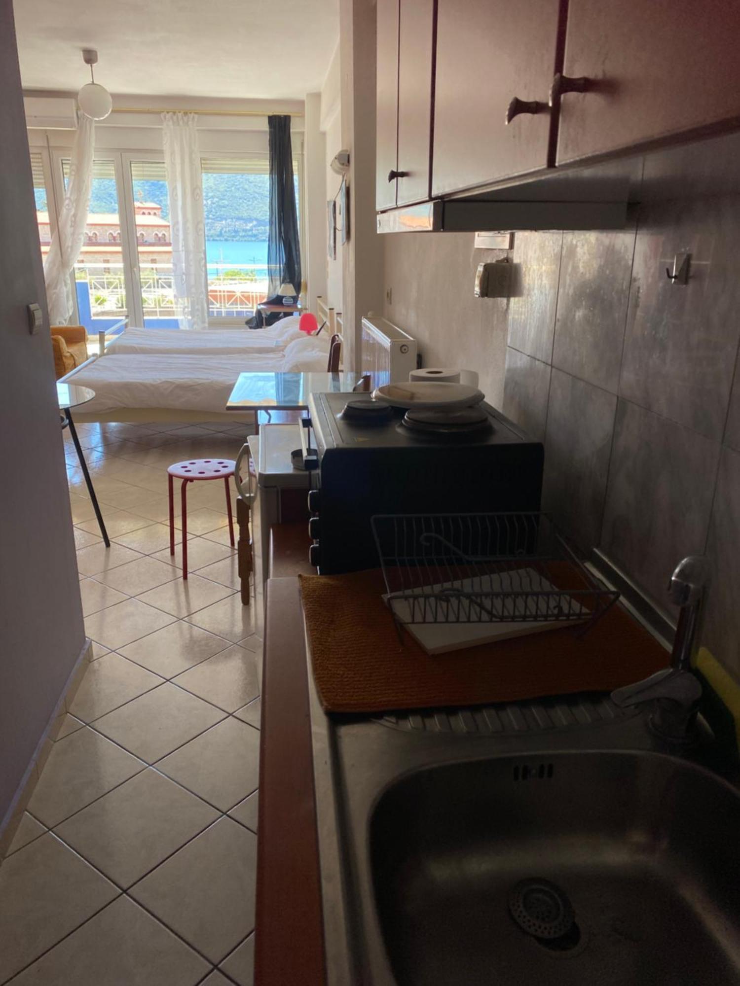 Maria'S Roomstudios Apartments Flats To Let Seaside Heart City Chantzara Spyropoulos Igoumenitsa Bagian luar foto