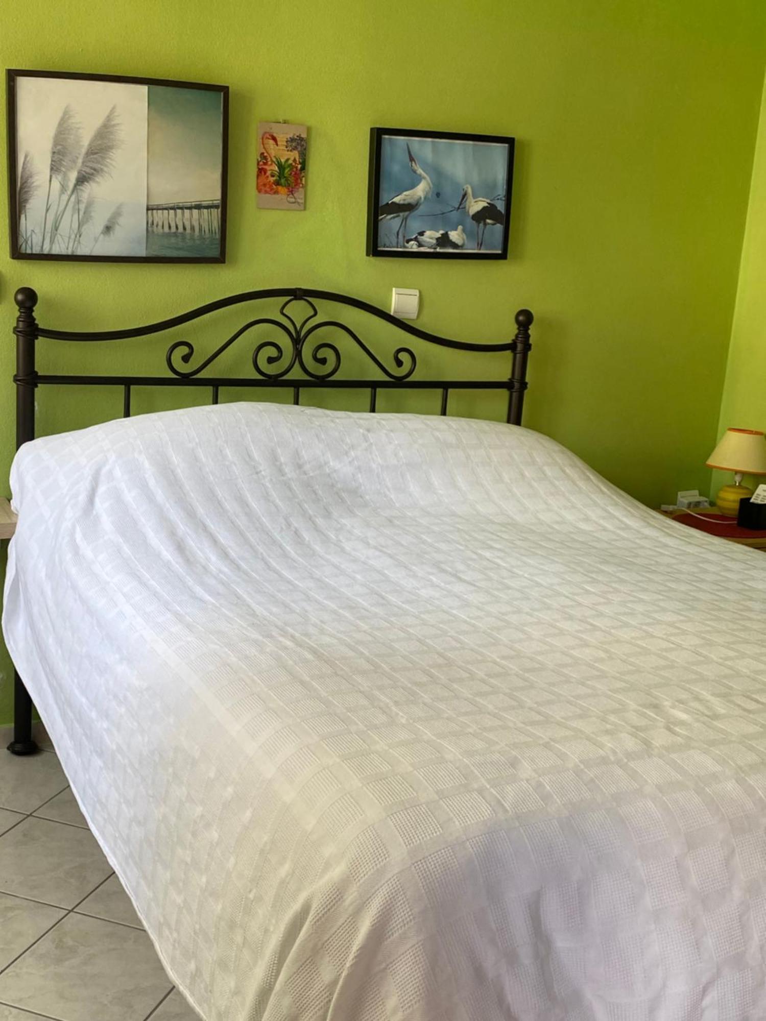 Maria'S Roomstudios Apartments Flats To Let Seaside Heart City Chantzara Spyropoulos Igoumenitsa Bagian luar foto