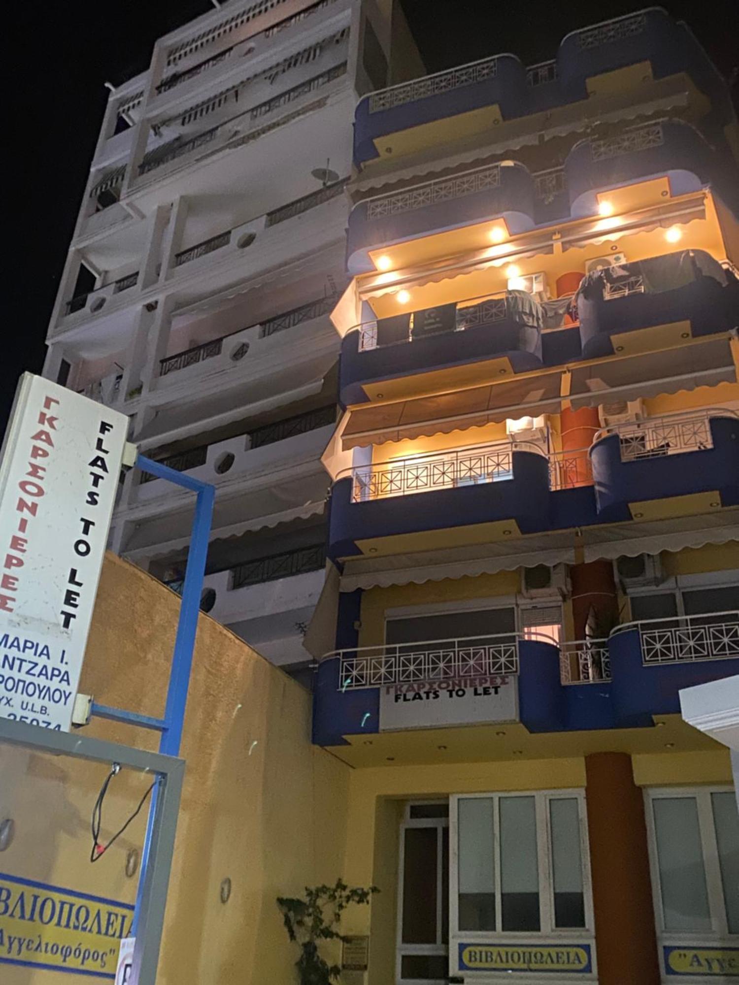 Maria'S Roomstudios Apartments Flats To Let Seaside Heart City Chantzara Spyropoulos Igoumenitsa Bagian luar foto