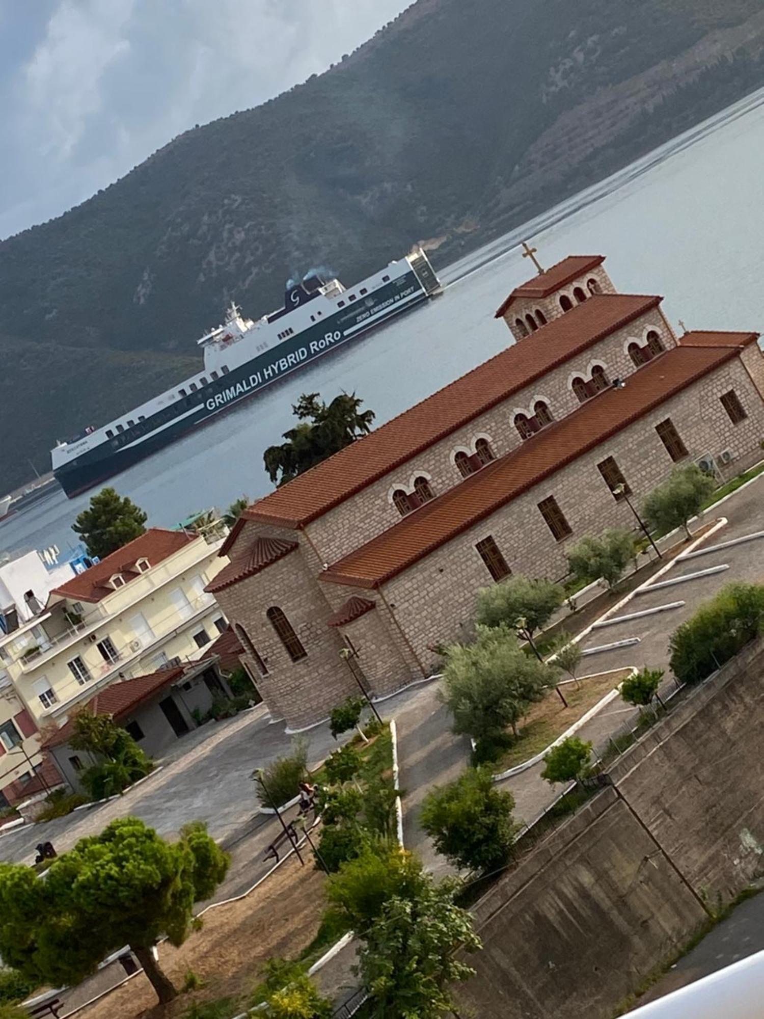 Maria'S Roomstudios Apartments Flats To Let Seaside Heart City Chantzara Spyropoulos Igoumenitsa Bagian luar foto